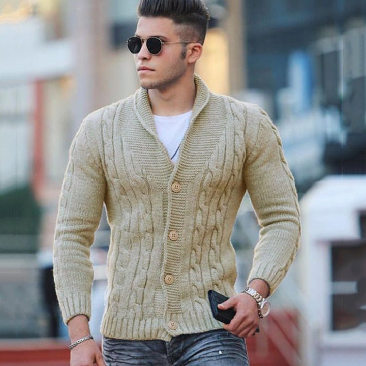 Modische Strickjacke für Männer, ideal für Herbst- und Wintertage.