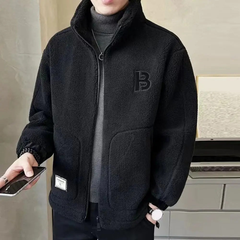Premium-Fleece-Winterjacke für Männer, ideal für kalte Herbst- und Wintertage.