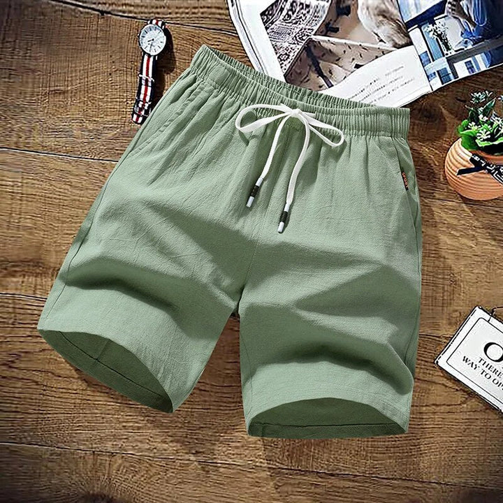 Stylische Premium-Strandshorts für Männer mit schnelltrocknendem Material und bequemer Passform.