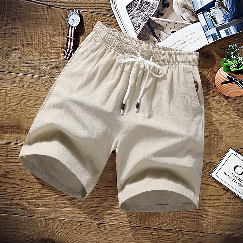 Stylische Premium-Strandshorts für Männer mit schnelltrocknendem Material und bequemer Passform.