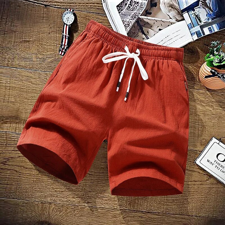 Stylische Premium-Strandshorts für Männer mit schnelltrocknendem Material und bequemer Passform.