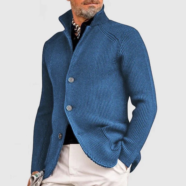Premium-Strickjacke für Männer, ideal für elegante Outfits an kühlen Herbst- und Wintertagen.