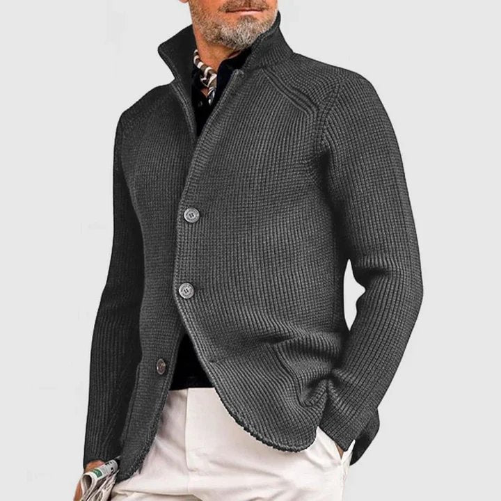 Premium-Strickjacke für Männer, ideal für elegante Outfits an kühlen Herbst- und Wintertagen.