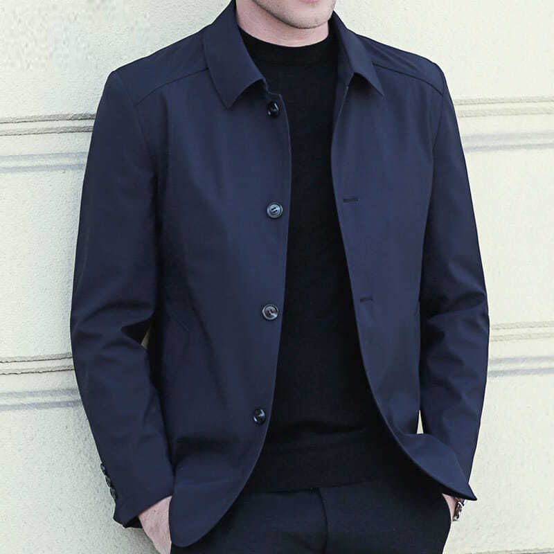 Schlichte Freizeitjacke mit modernem Umlegekragen für Männer, ideal für jeden Anlass