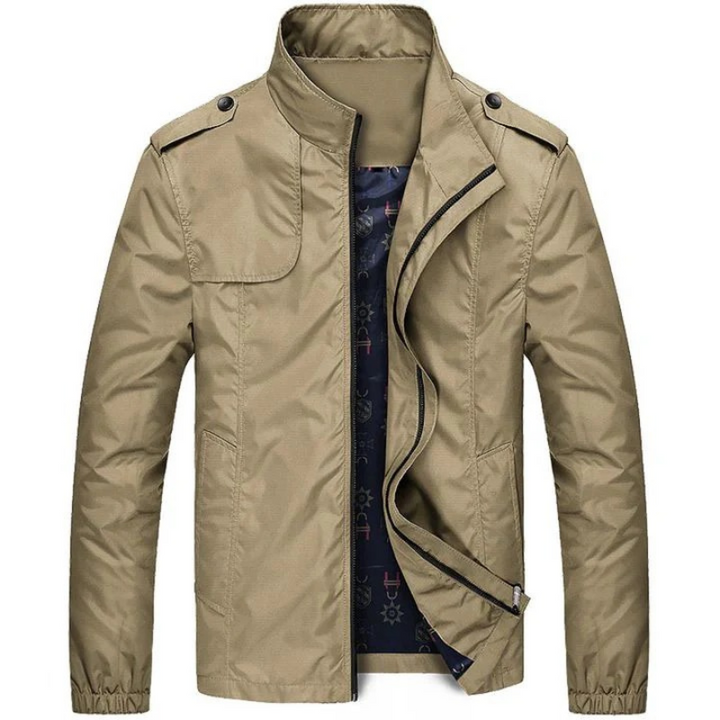 Sportliche Herren-Sommerjacke mit leichtem, atmungsaktivem Material und Reißverschlusstaschen









