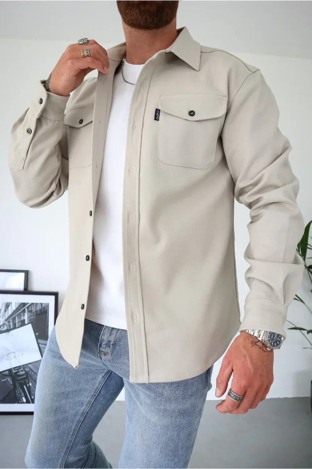 Stilvolle Herrenjacke in klassischem Design für jeden Anlass.