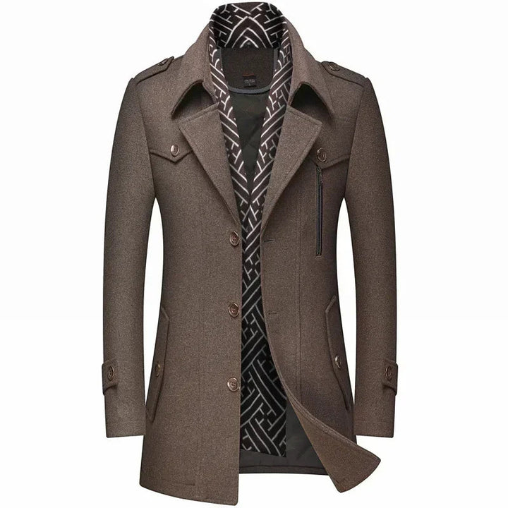 Eleganter und warmer Wintermantel für Herren mit klassischem Design und hochwertiger Verarbeitung.