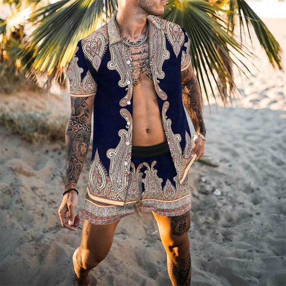 Trendiges Sommerset aus Hemd und Hose für einen entspannten Look an warmen Tagen