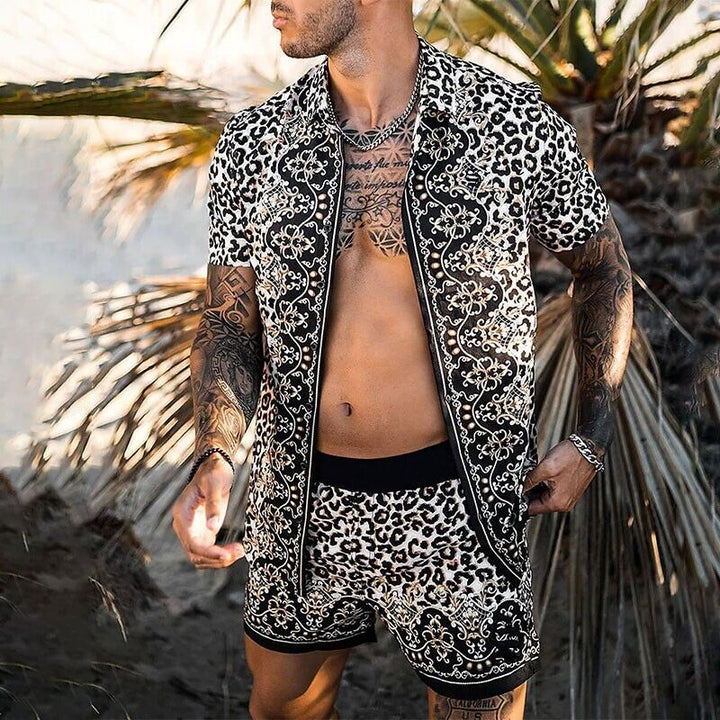 Trendiges Sommerset aus Hemd und Hose für einen entspannten Look an warmen Tagen