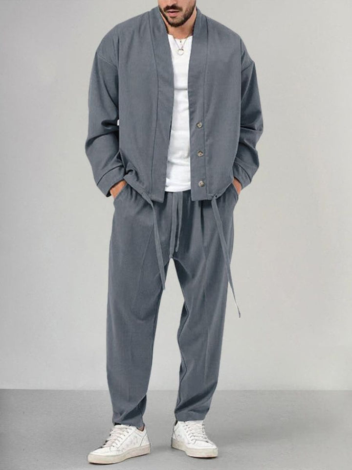 Stilvolle Kombination aus Strickjacke und Hose für zeitlose Eleganz und Komfort