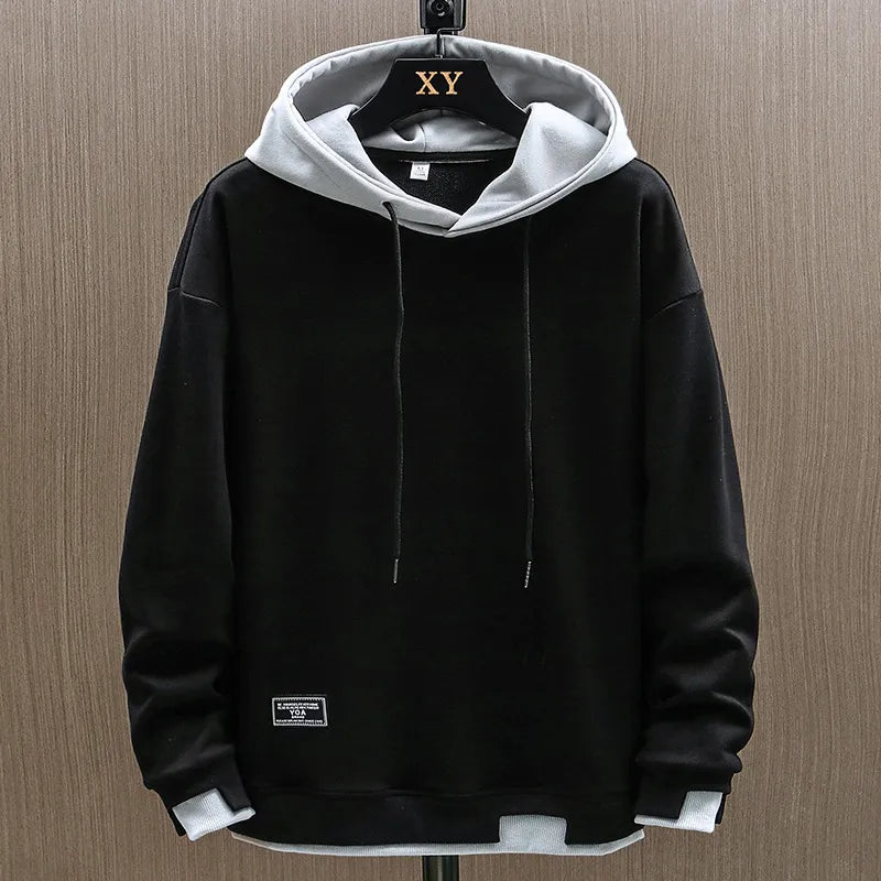 Stylischer Kapuzenpullover für Männer, ideal für kühle Tage und lässige Looks