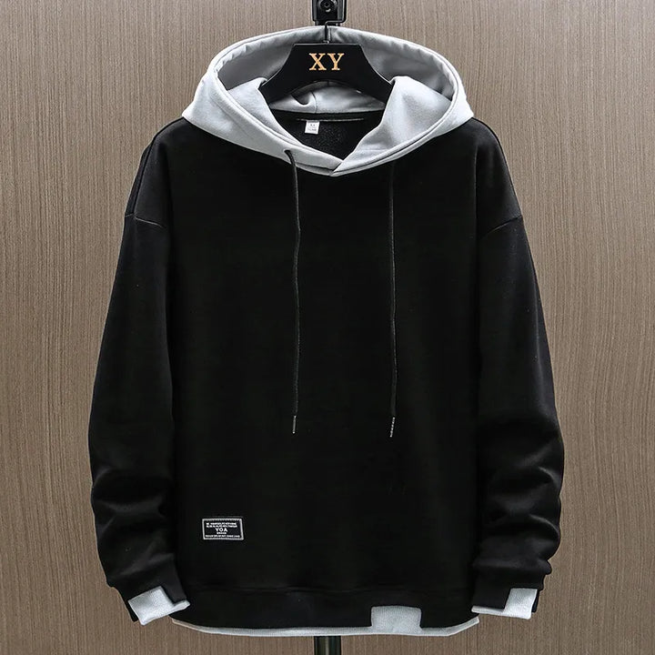 Stylischer Kapuzenpullover für Männer, ideal für kühle Tage und lässige Looks