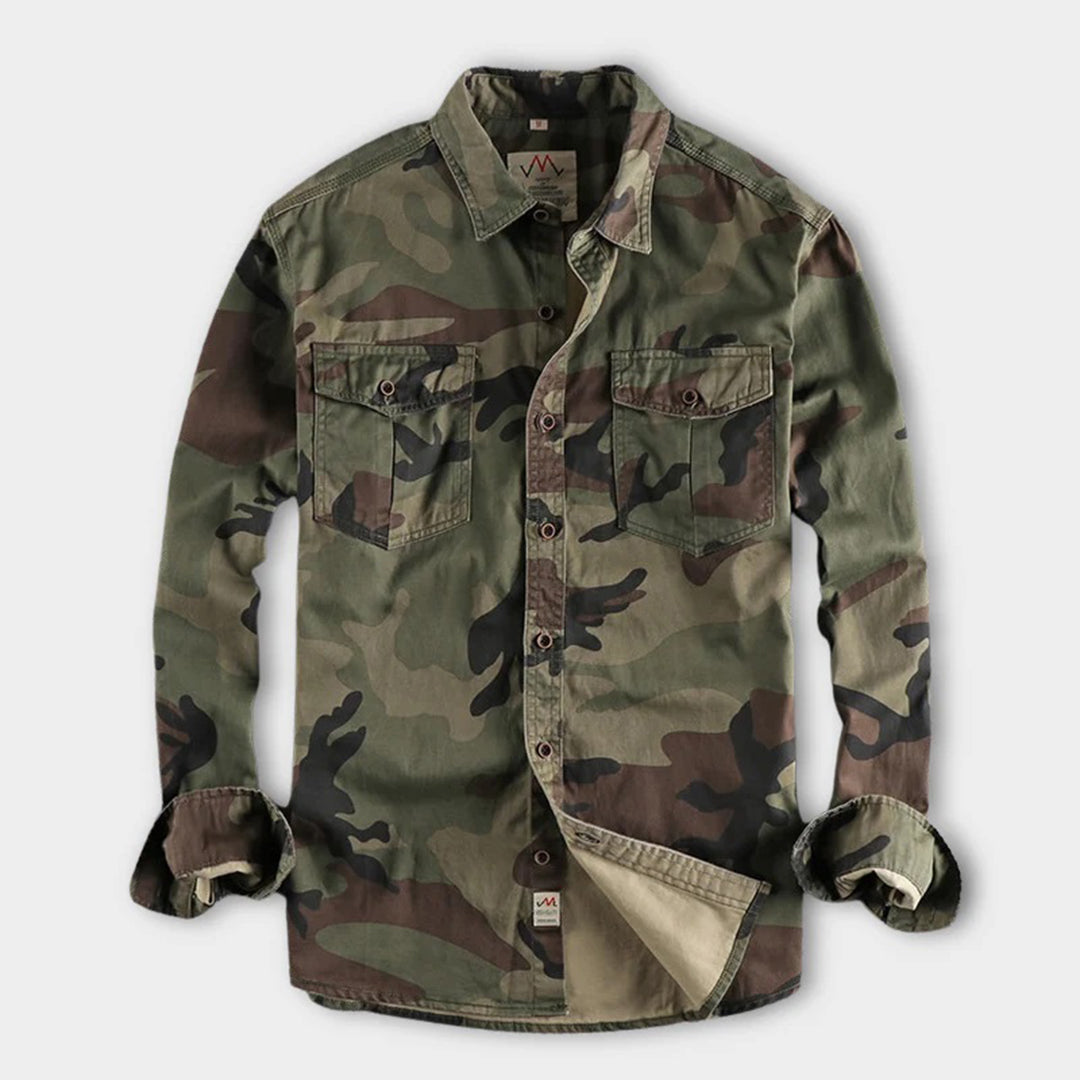 Modisches Camouflage-Hemd für Männer, perfekt für Freizeit-Looks mit maskulinem Stil