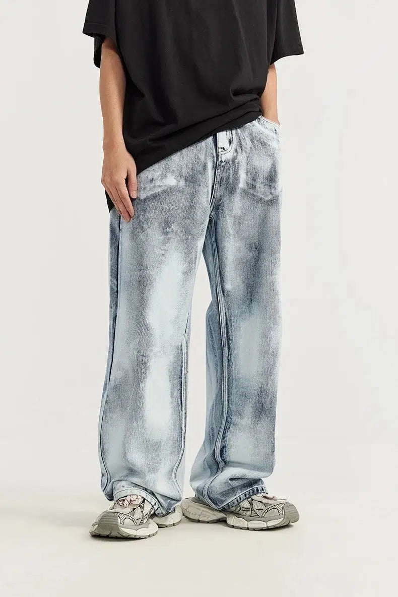 Trendige Herrenjeans mit weitem Bein – lässig, bequem und modern für stilbewusste Männer.