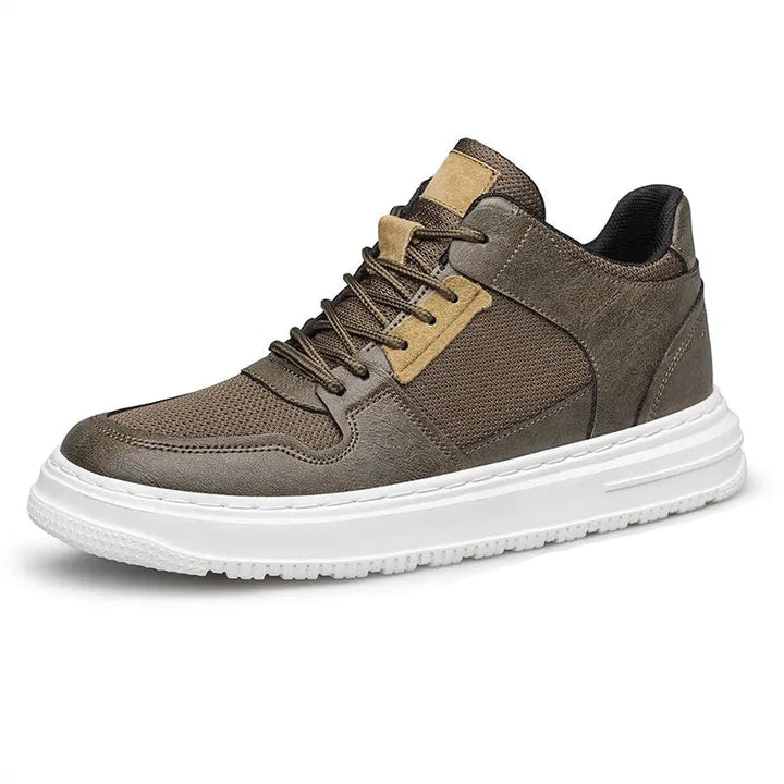 Trendige, moderne, höhenverstellbare Herren-Sneakers für Komfort und Stil im Herbst und Winter.