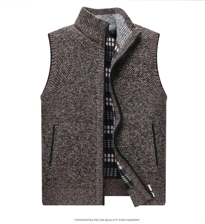 Warme ärmellose Herrenweste aus Fleece für den Winter.