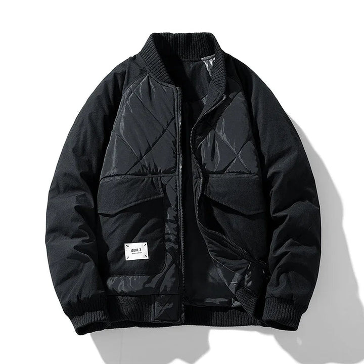 Warme gesteppte Bomberjacke für Männer mit klassischem Design und funktionalen Details.