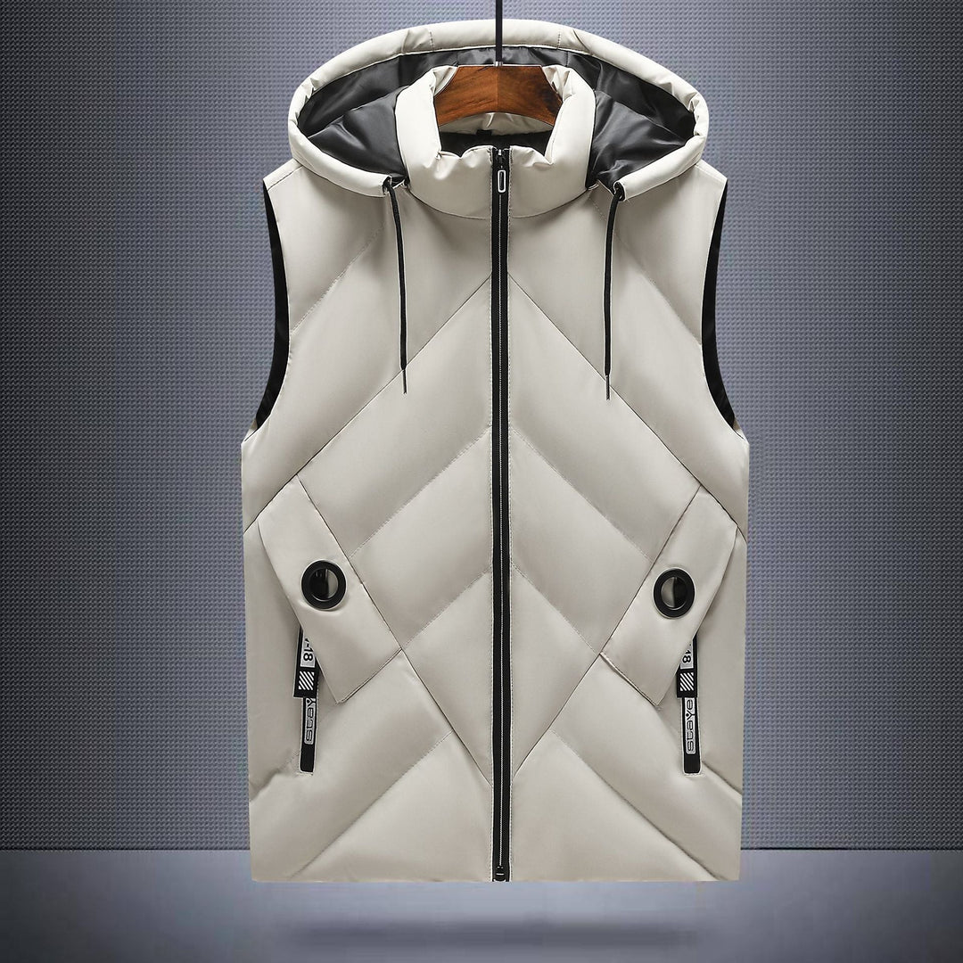Warme Kapuzenweste für den Winter, ideal für Outdoor-Aktivitäten und stilvolle Layer-Looks.