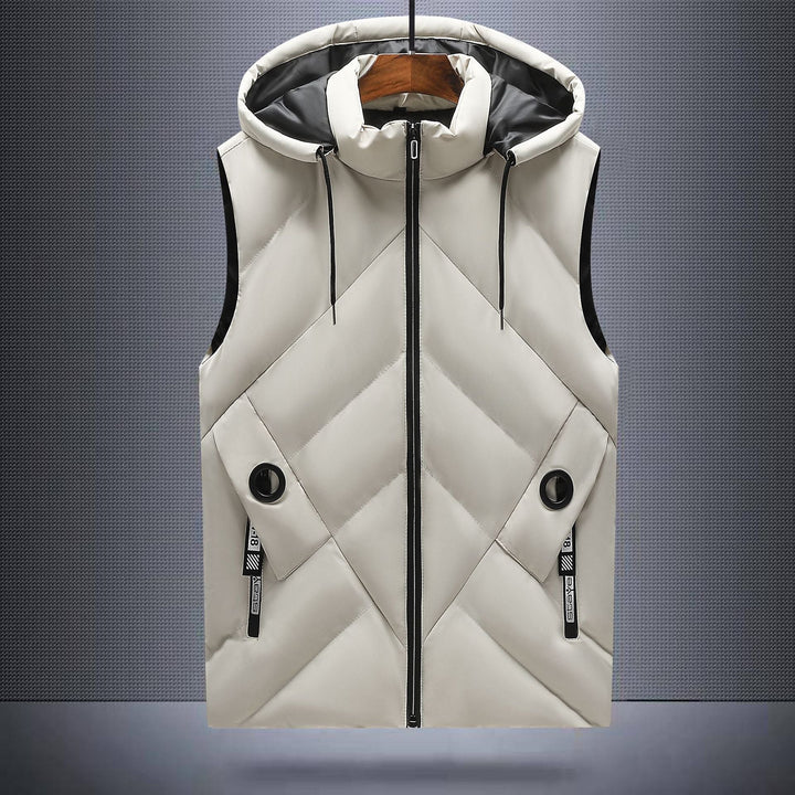 Warme Kapuzenweste für den Winter, ideal für Outdoor-Aktivitäten und stilvolle Layer-Looks.