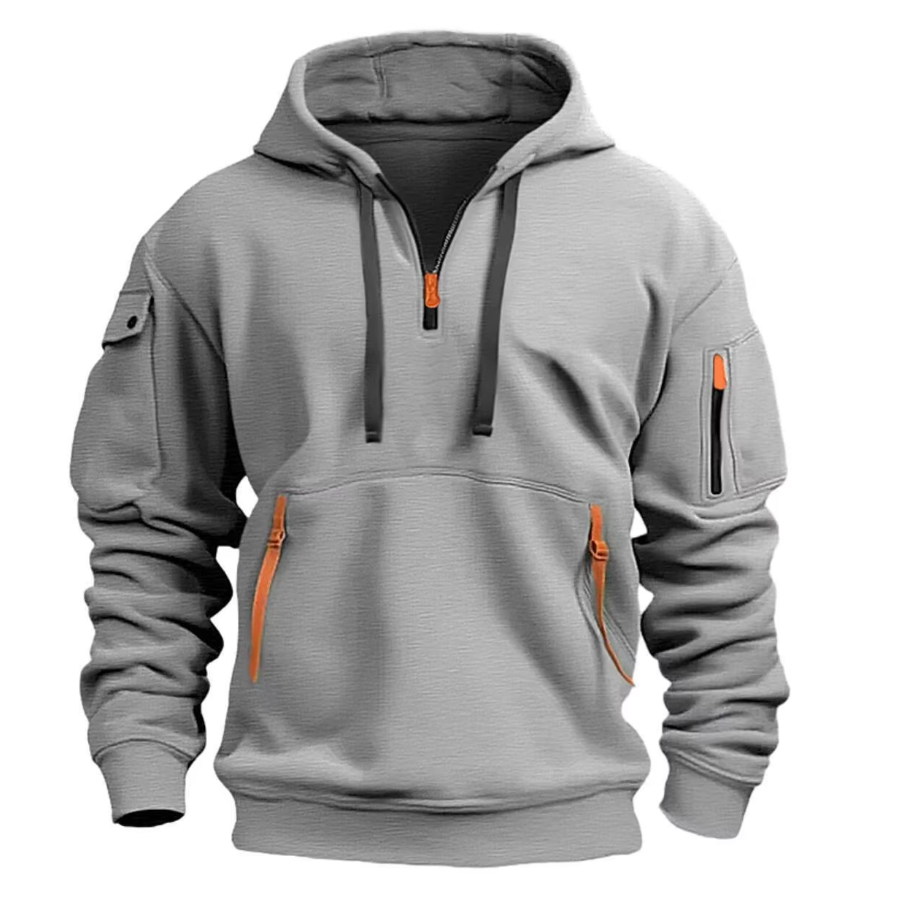 Ein Mann trägt einen warmen Freizeit-Kapuzenpullover