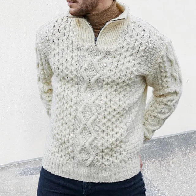 Warmer Strickpullover für Männer, ideal für kalte Herbst- und Wintertage.
