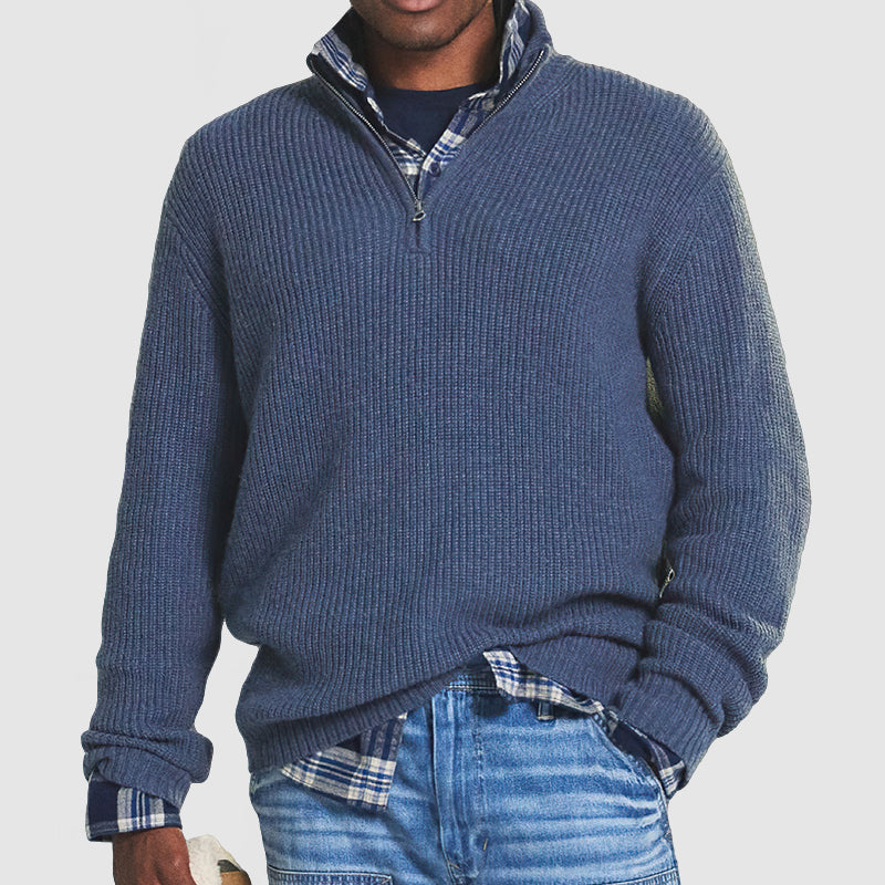 Warmer Strickpullover für Männer – komfortabel und elegant für kalte Tage.