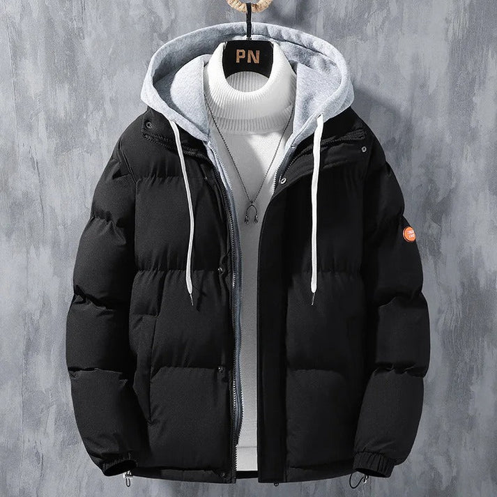 Wasserdichte Jacke mit Kapuze für Männer, schützend und bequem bei jedem Wetter