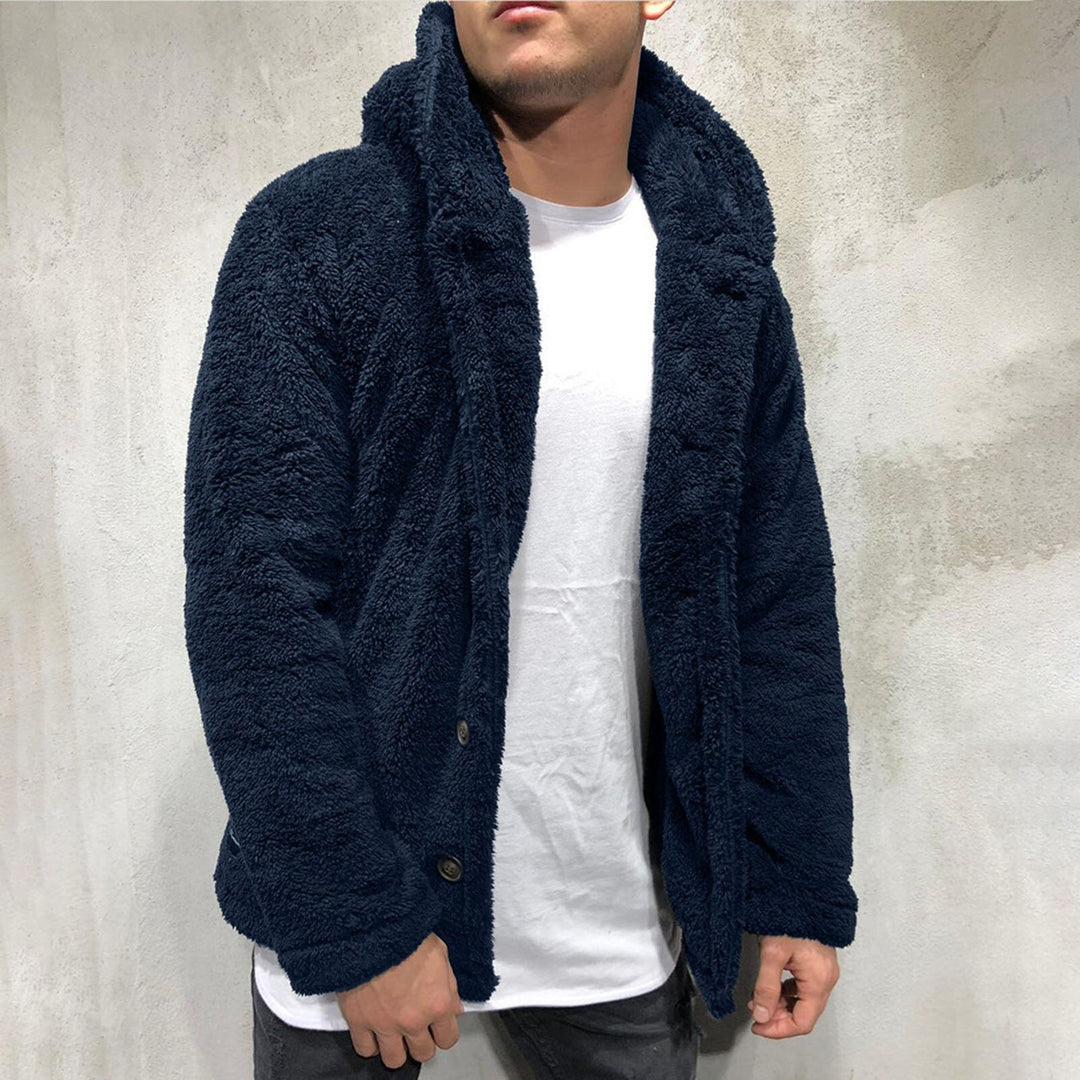 Kuscheliger Plüsch-Kapuzenpullover für Männer mit weichem Material für maximalen Komfort und Wärme.