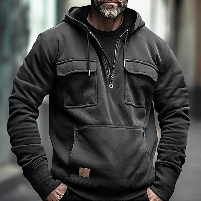 Herren-Winterkapuzenpullover aus weichem, warmem Material mit Kängurutasche und Kapuze.