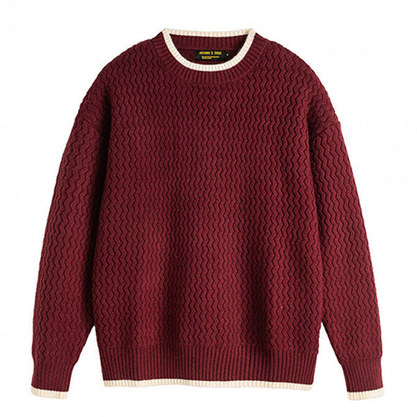 Zeitloser warmer Pullover für Männer, perfekt für kalte Tage und vielseitige Outfits.